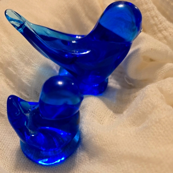 Blue Glass Bird Figurines - Picture 1 of 3